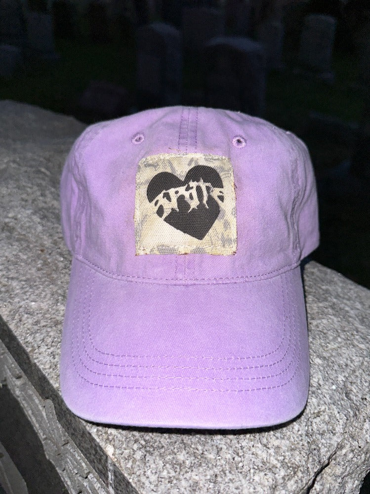 VIOLET SKULLS (#8/10 PATCH HAT)