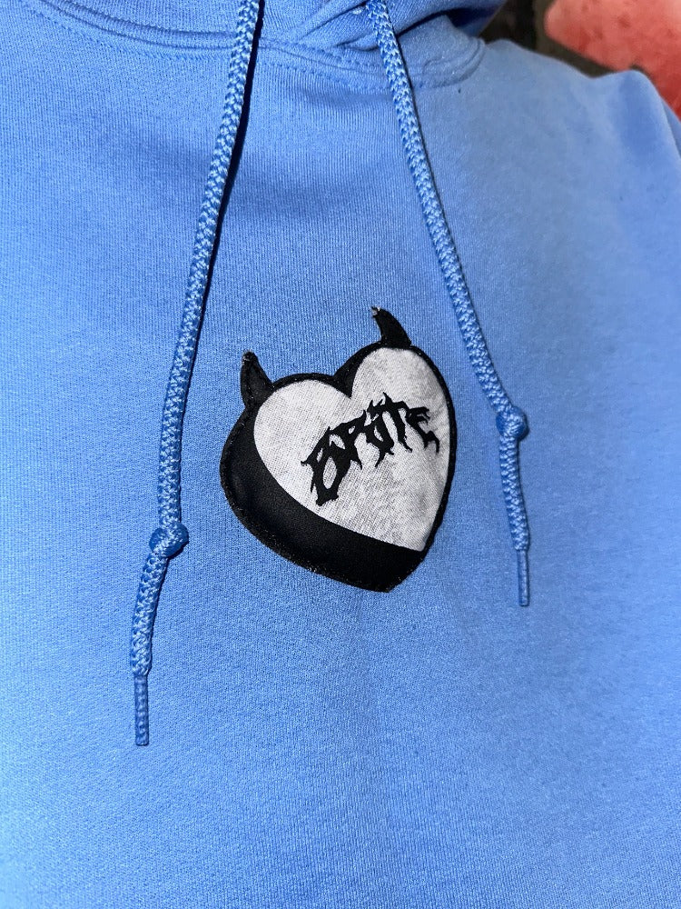 SKY MEADOWS LARGE (#3/10 PATCH HOODIE)