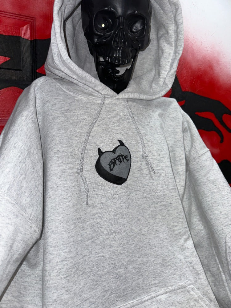 ASH CLOUD XL (#8/10 PATCH HOODIE)